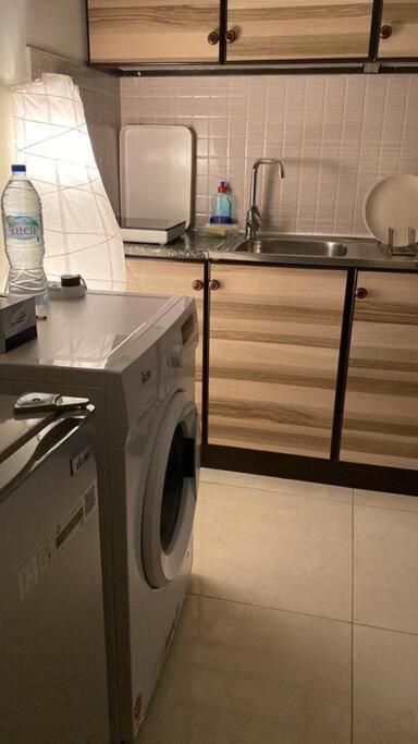 Apartment Your Near Airport And Abu Dhabi