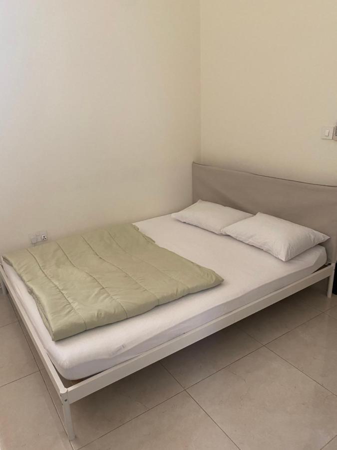 Your Near Airport And Apartment Abu Dhabi